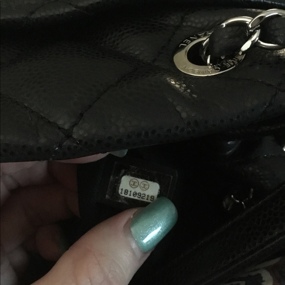 Chanel purse 24Hr SALE - Picture 5 of 5